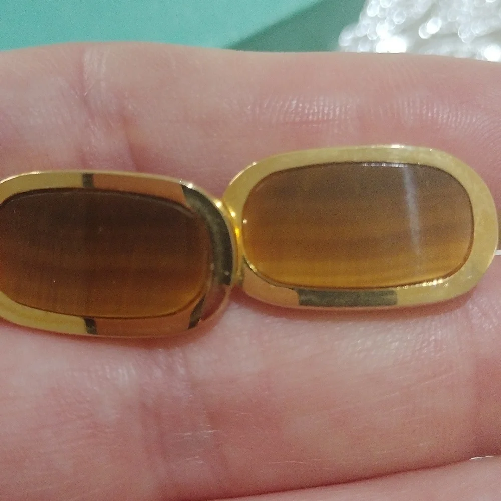 Vintage Sun Eagle Goldtone Men's Oval Cats Eye Brown Stone Cuff Links